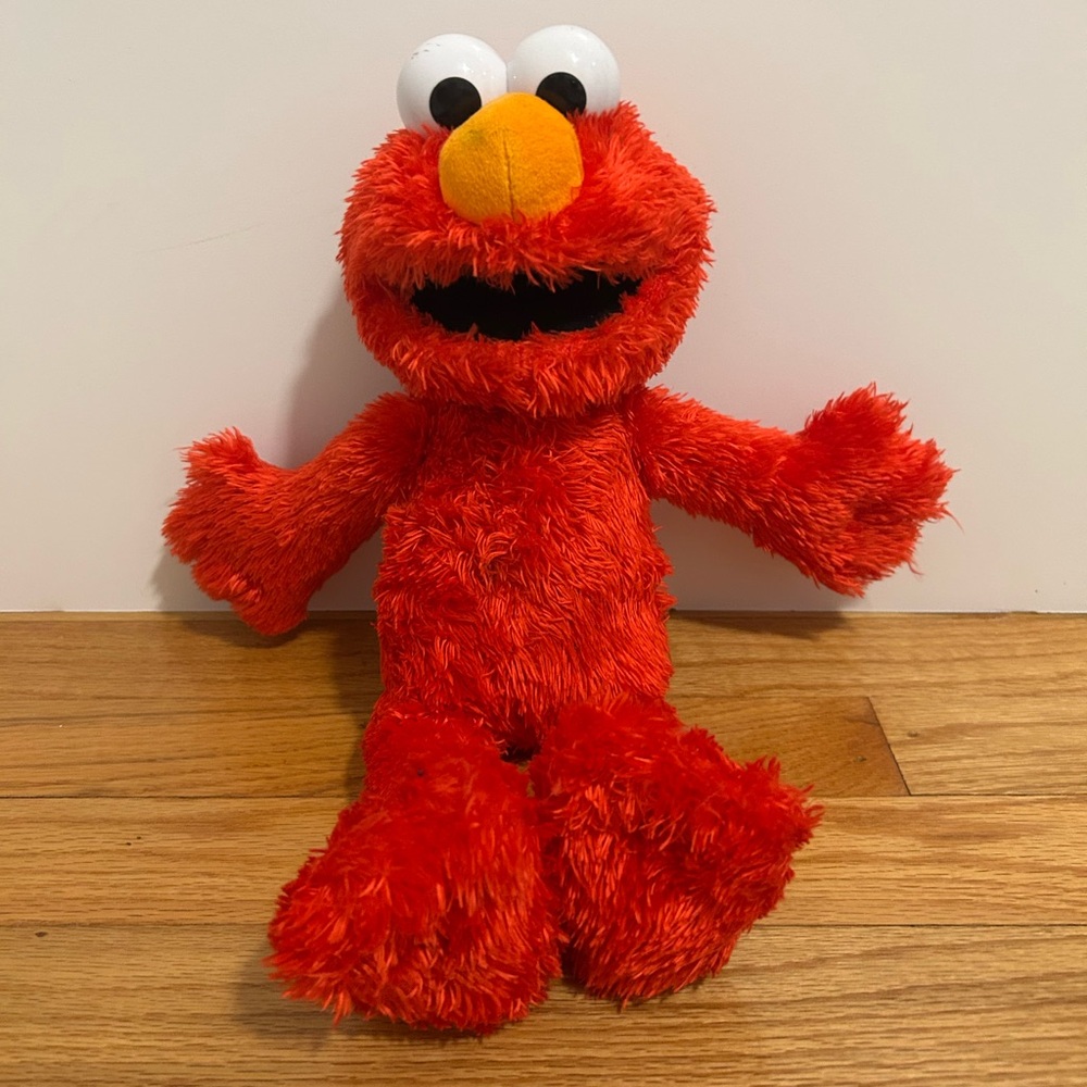 Sesame Street Tickle Me Elmo Laughing Talking Stuffed Animal Plush Toy 15"
